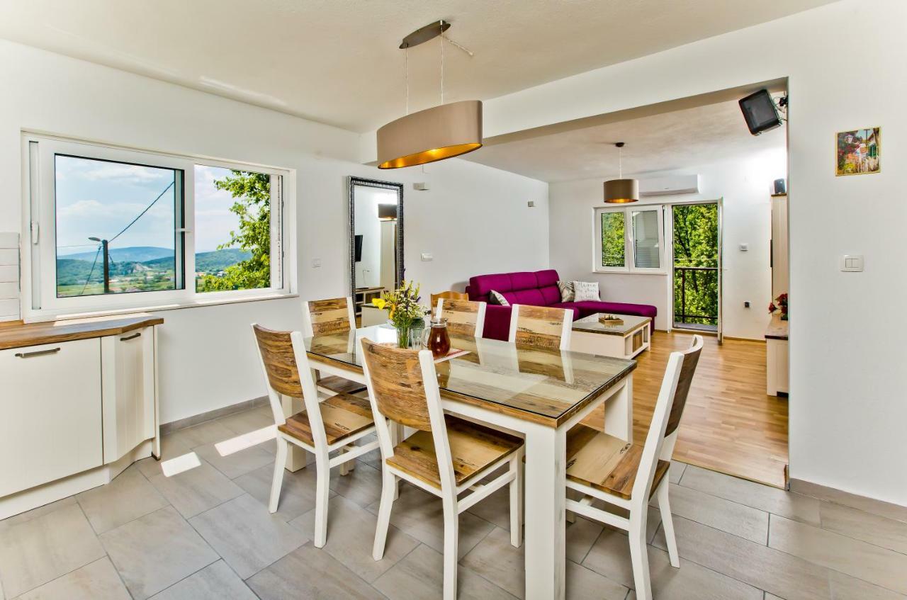 Forest House Silva Hrvace ภายนอก รูปภาพ