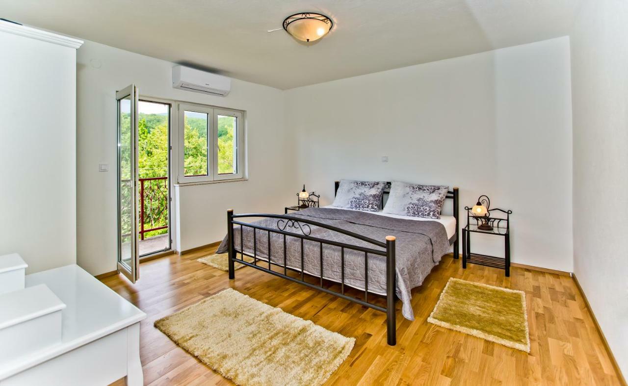 Forest House Silva Hrvace ภายนอก รูปภาพ